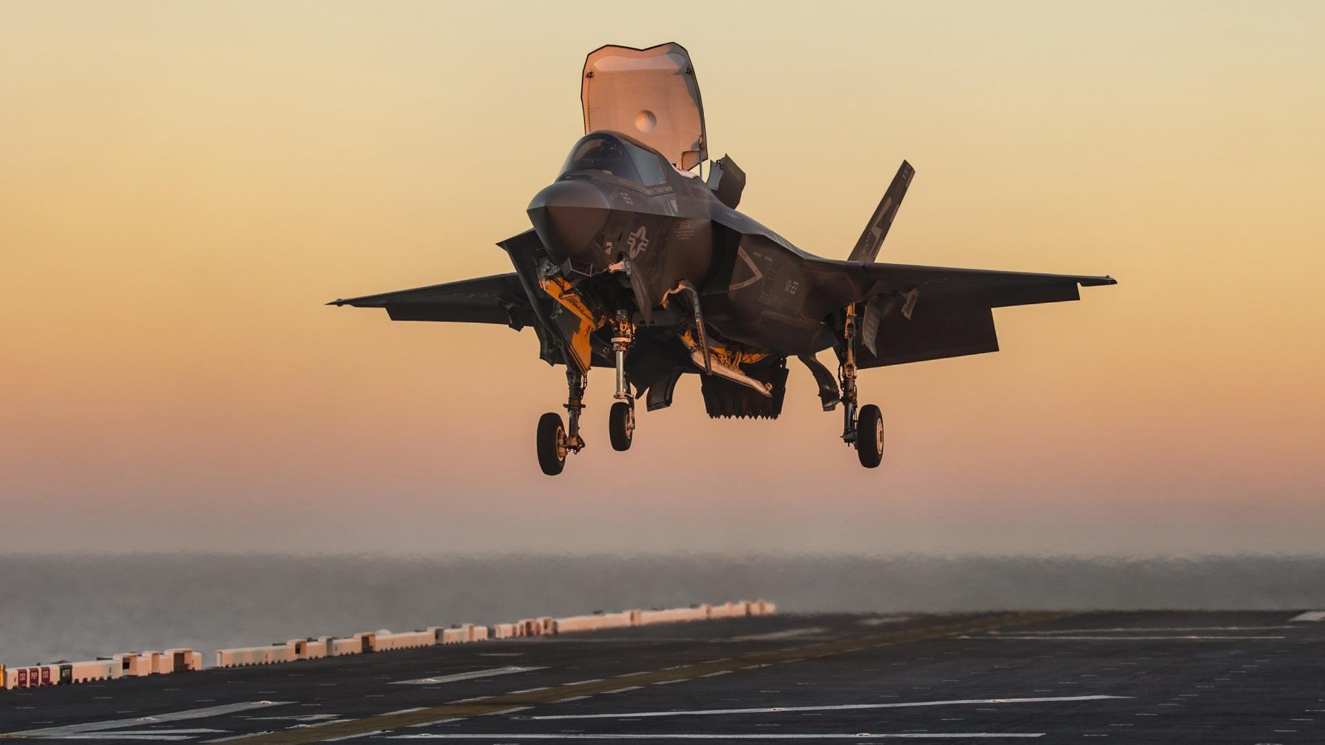 西决生死战之夜,赖斯如何以无声的节奏带动全队